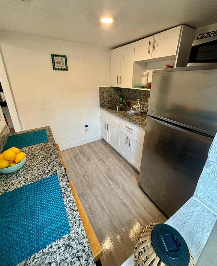 Nice Queen Bedroom - Best Location In Miami - Luggage Storage Service, Parking And Laundry ภายนอก รูปภาพ